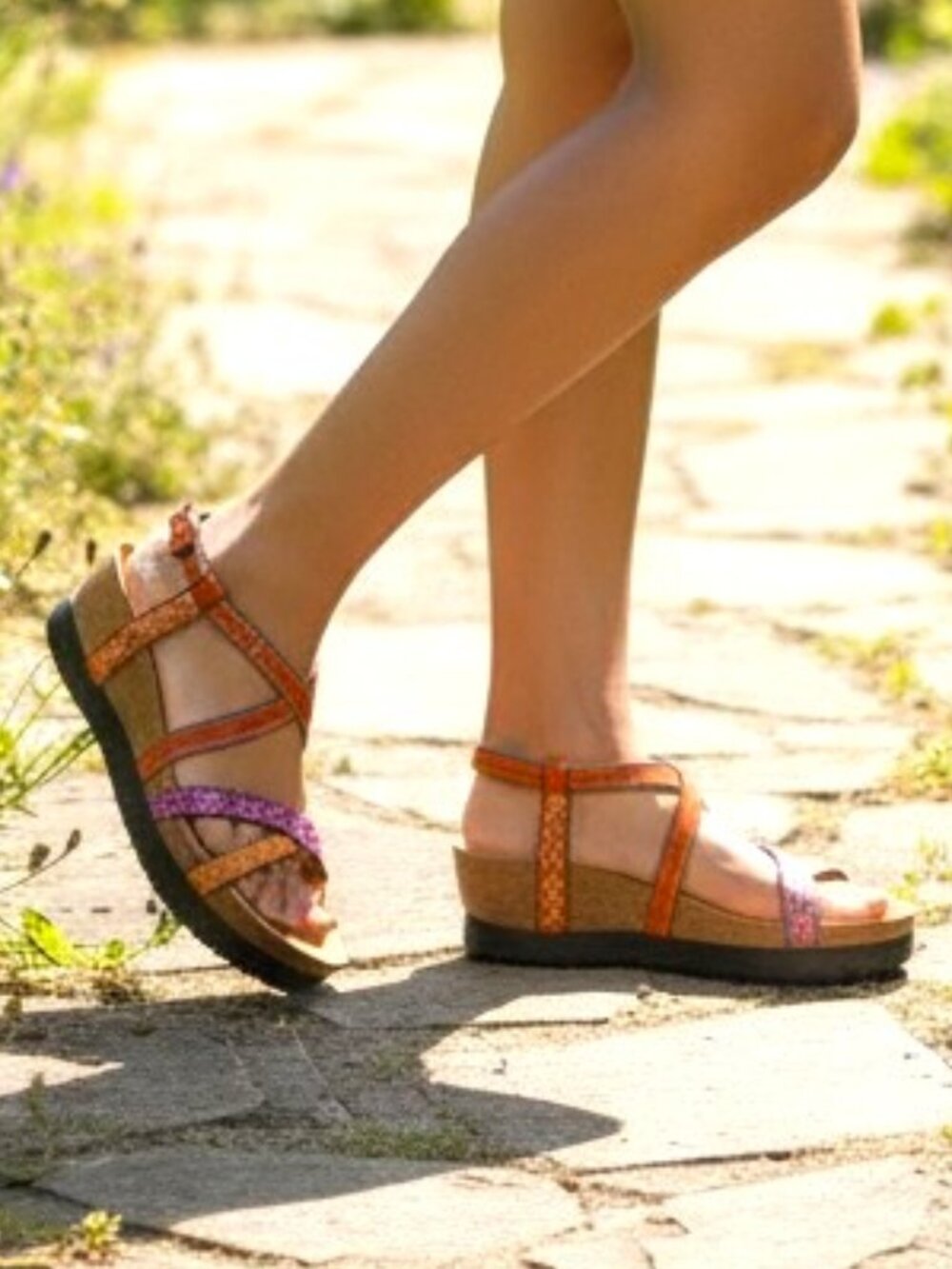 Strappy L'Artiste by Spring Step Camel Multicolor Platform Sandals Size 7 NWB